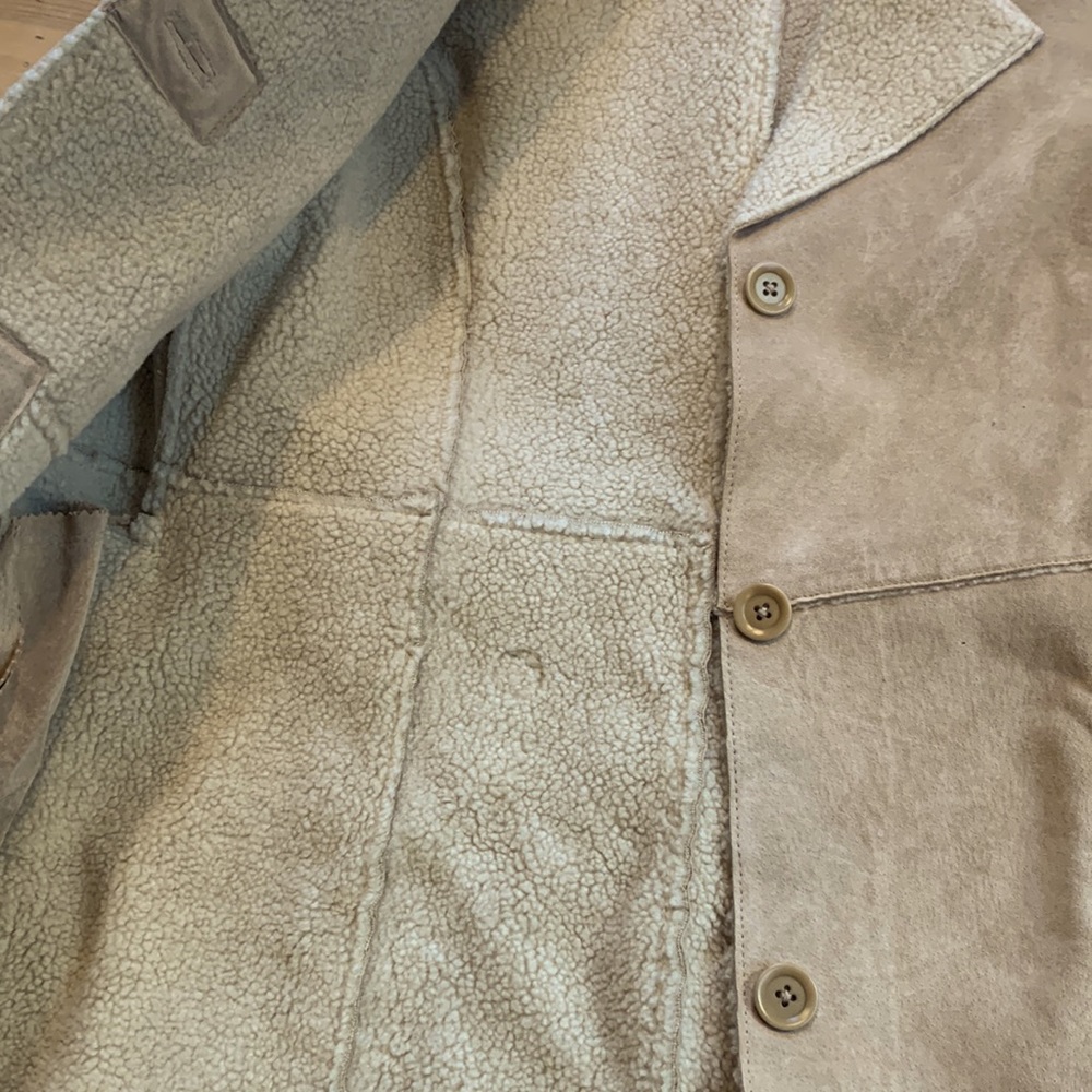 Genuine leather lines with shearling beige coat size M - Picture 2 of 9